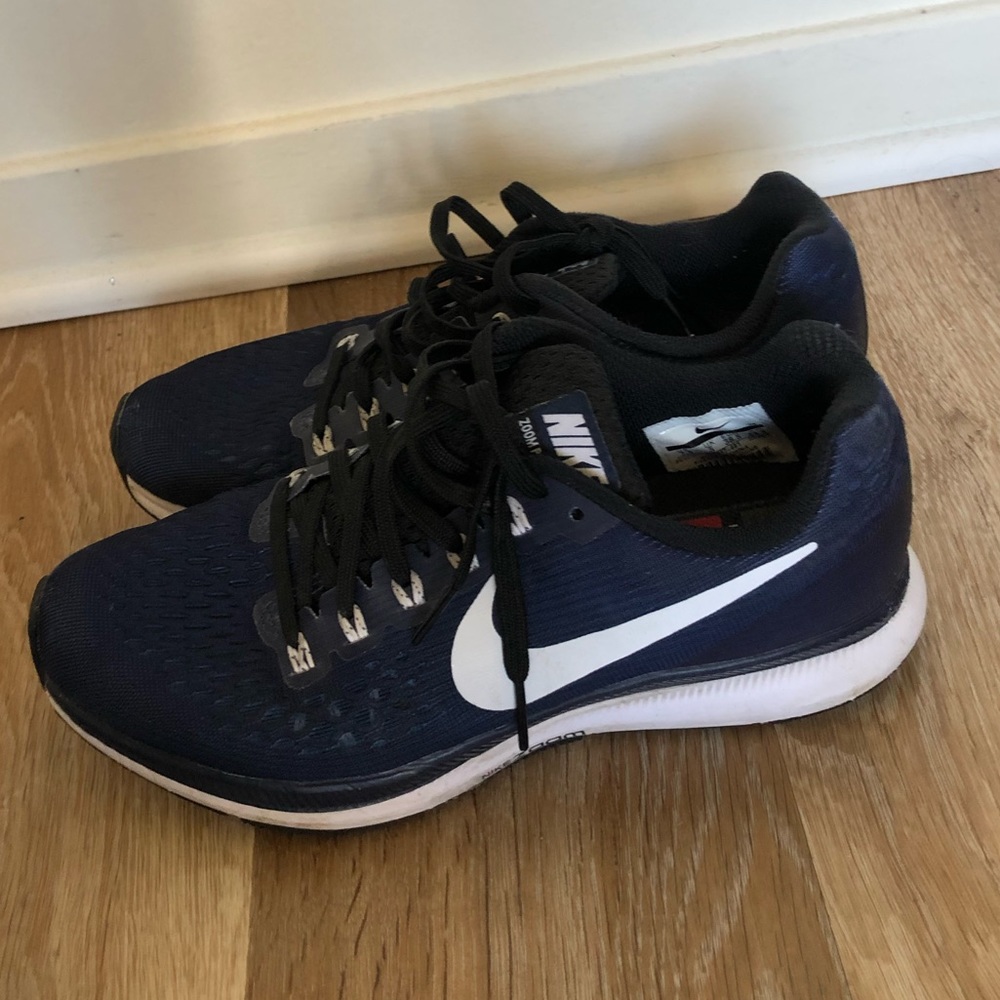 UVA Team Nike Sneakers